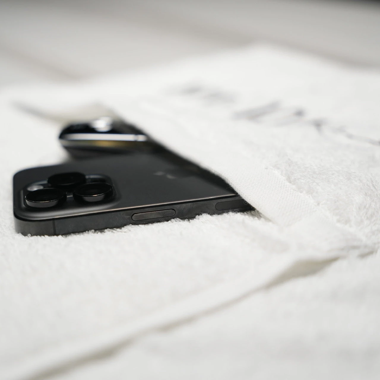 Gym Towel W/Pocket 11 Gym Towel W/Pocket - Image 11