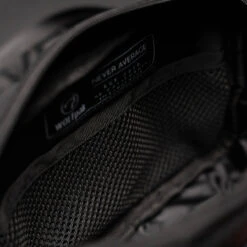 Crossbody Pack Nightshade -Fashion bags 06341947 A82B 4BD1 AB60 8D675B597151