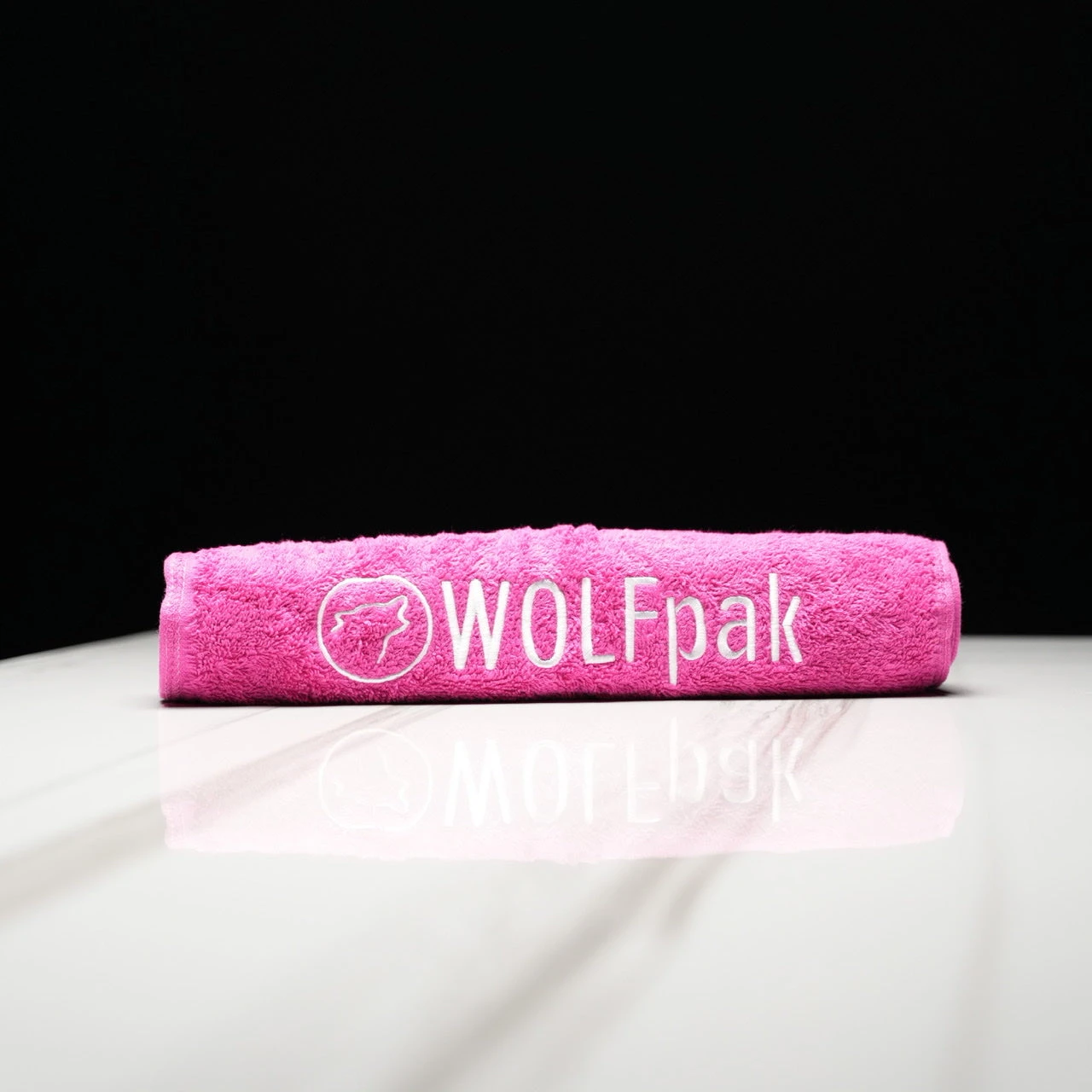 Gym Towel W/Pocket 6 Gym Towel W/Pocket - Image 6