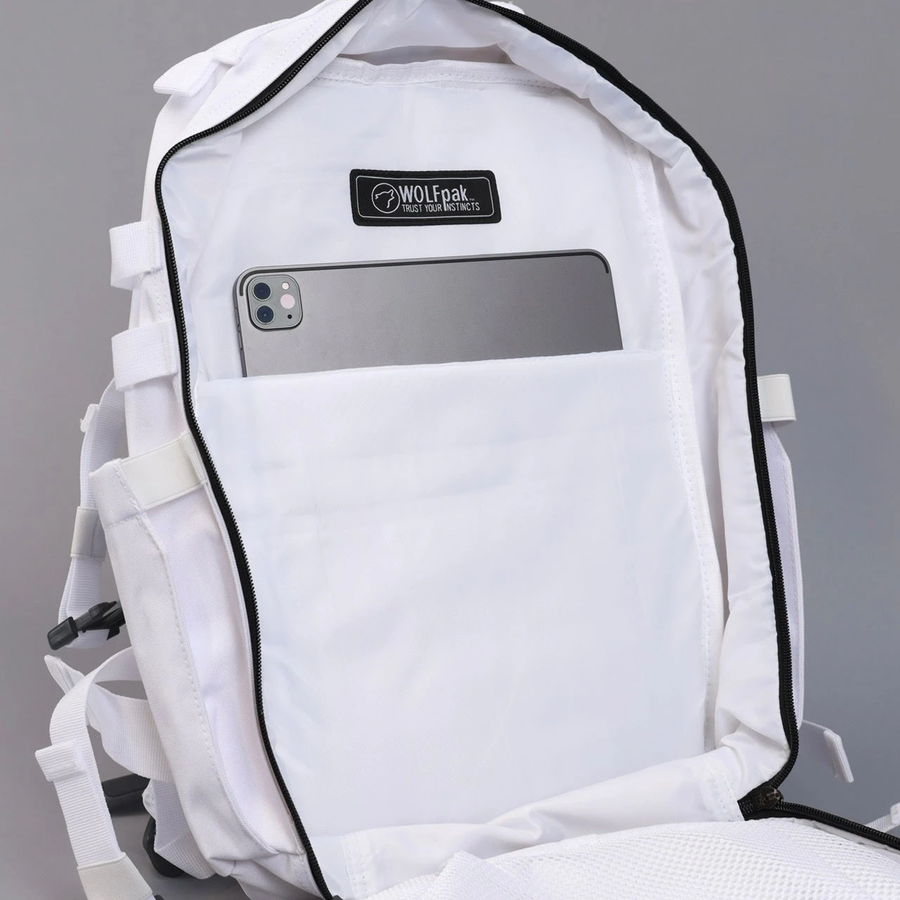 35L Backpack Polar White 19 35L Backpack Polar White - Image 19