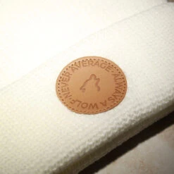 Arctic White Beanie -Fashion bags 14E6820F B2F8 4CE1 B339 8A34624847BC