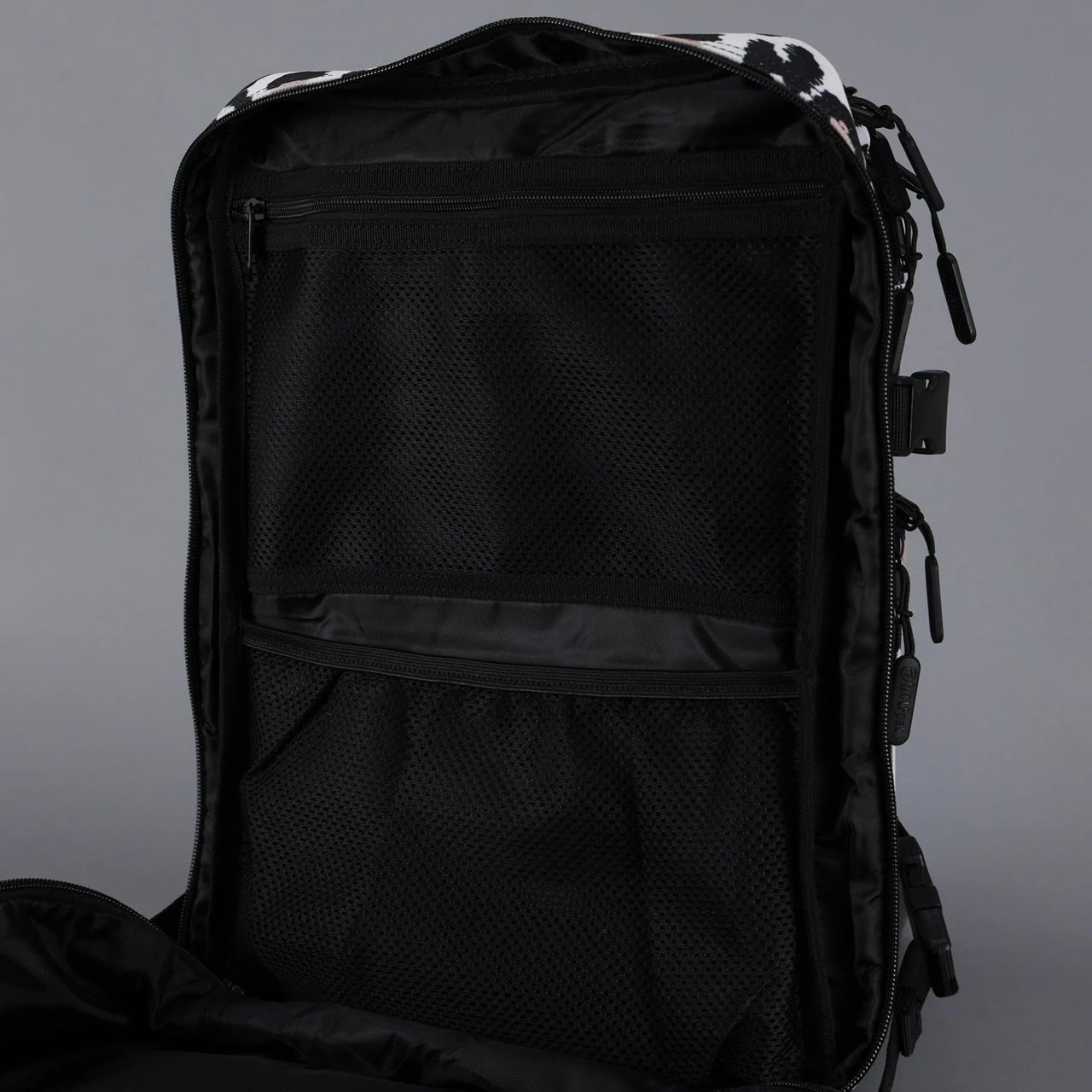 35L Backpack Classic Leopard 9 35L Backpack Classic Leopard - Image 9