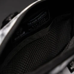 Crossbody Pack Timberwolf -Fashion bags 357A6490 1BAF 4CF3 B378 AE6C919C29B5