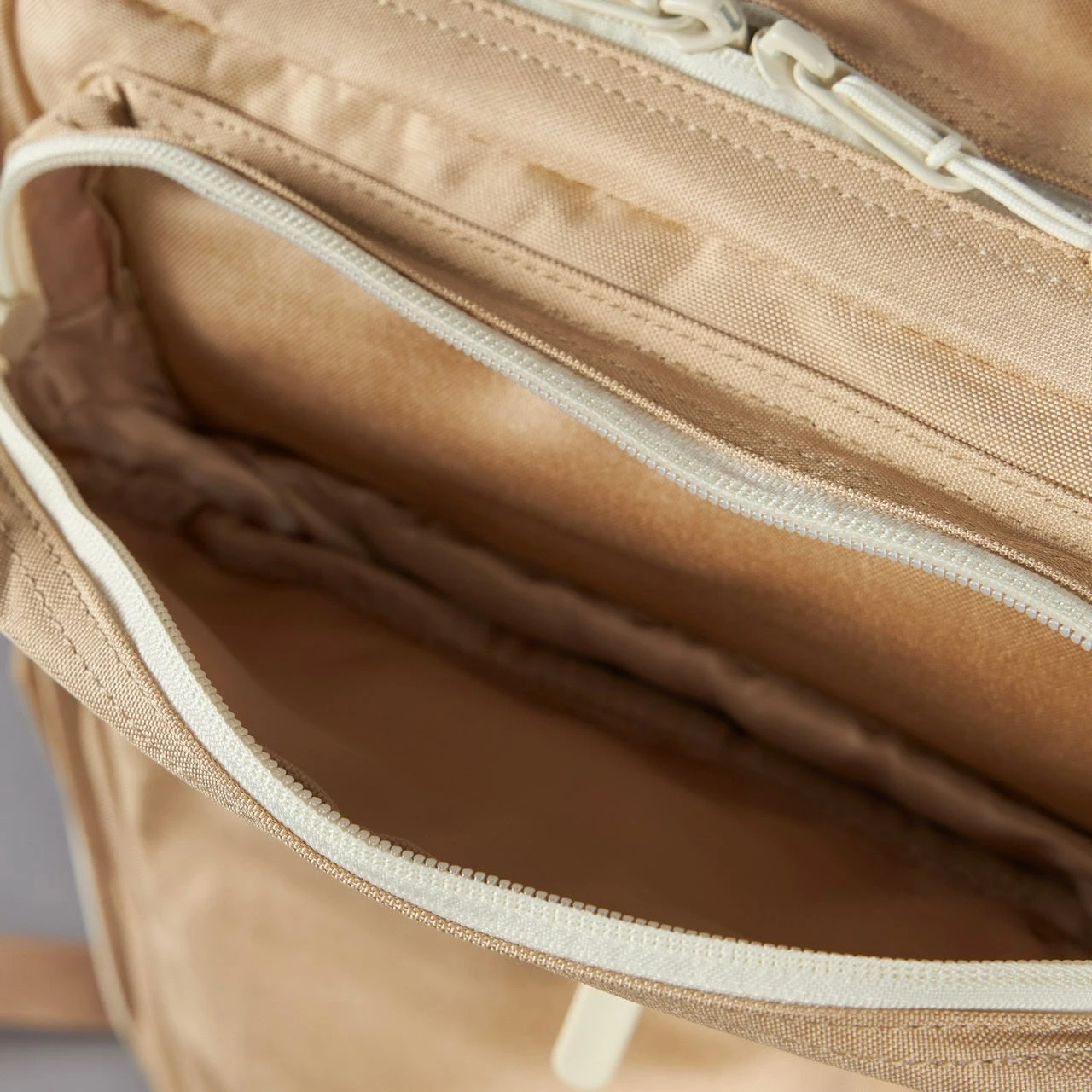 15L Backpack Neutral 20 15L Backpack Neutral - Image 20