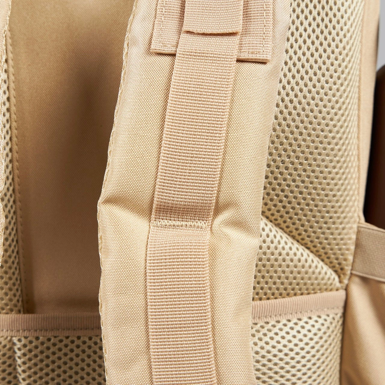 15L Backpack Neutral 14 15L Backpack Neutral - Image 14