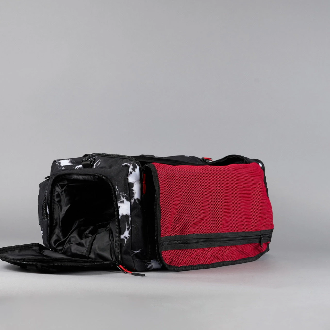 40L Ultimate Duffle Bag Black Lightning Immortal Red 19 40L Ultimate Duffle Bag Black Lightning Immortal Red - Image 19