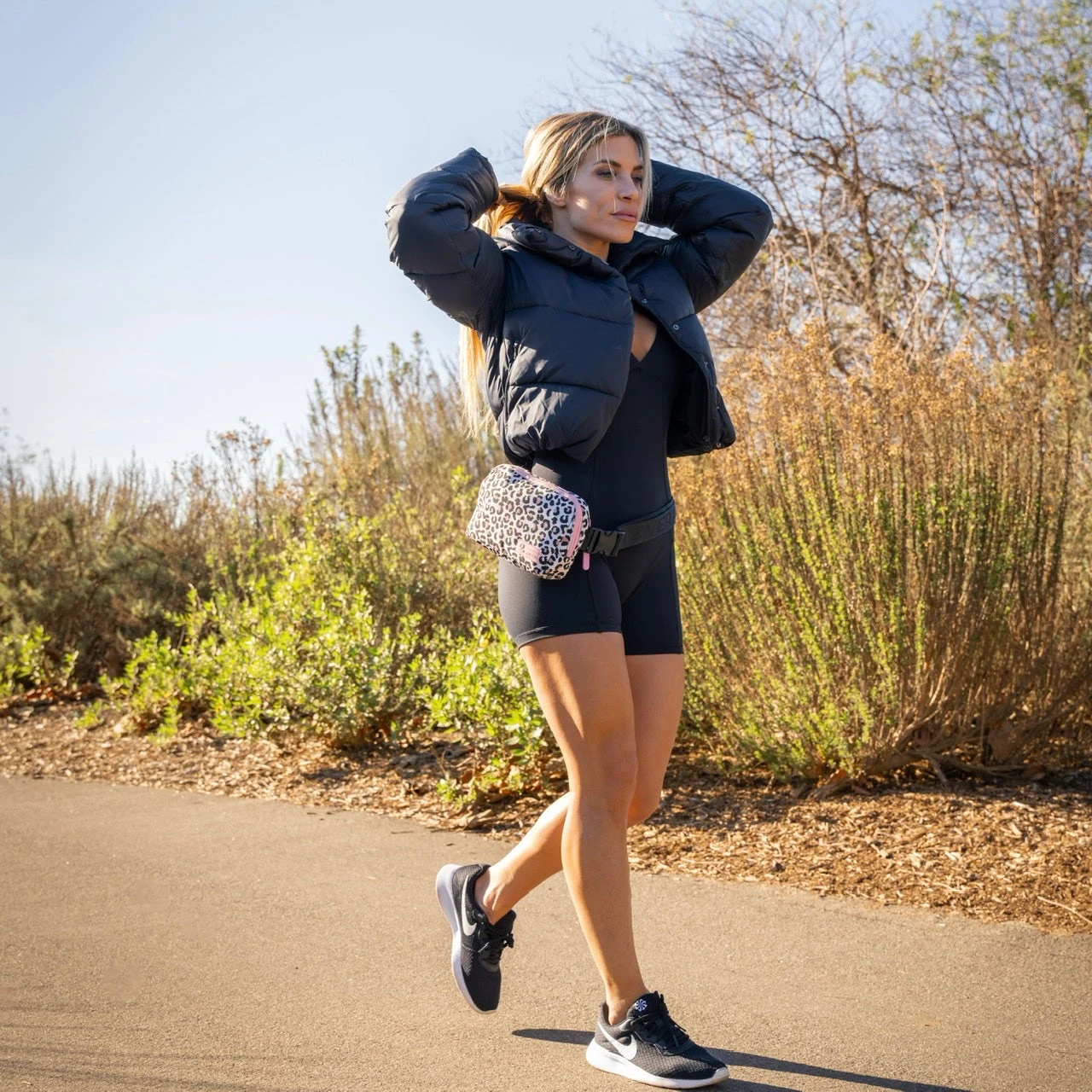 Crossbody Pack Leopard Pink Zip 3 Crossbody Pack Leopard Pink Zip - Image 3