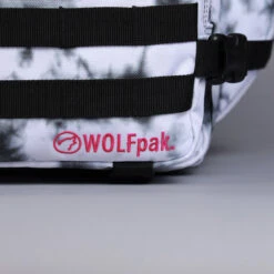 35L Backpack Timber Wolf Magenta Pink -Fashion bags 909EC8DD 28C9 4ECB 9C36 CF3F47FEFF76