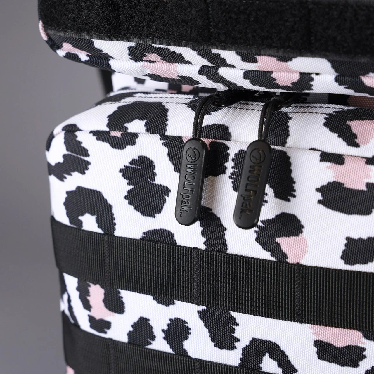 45L Backpack Classic Leopard 11 45L Backpack Classic Leopard - Image 11