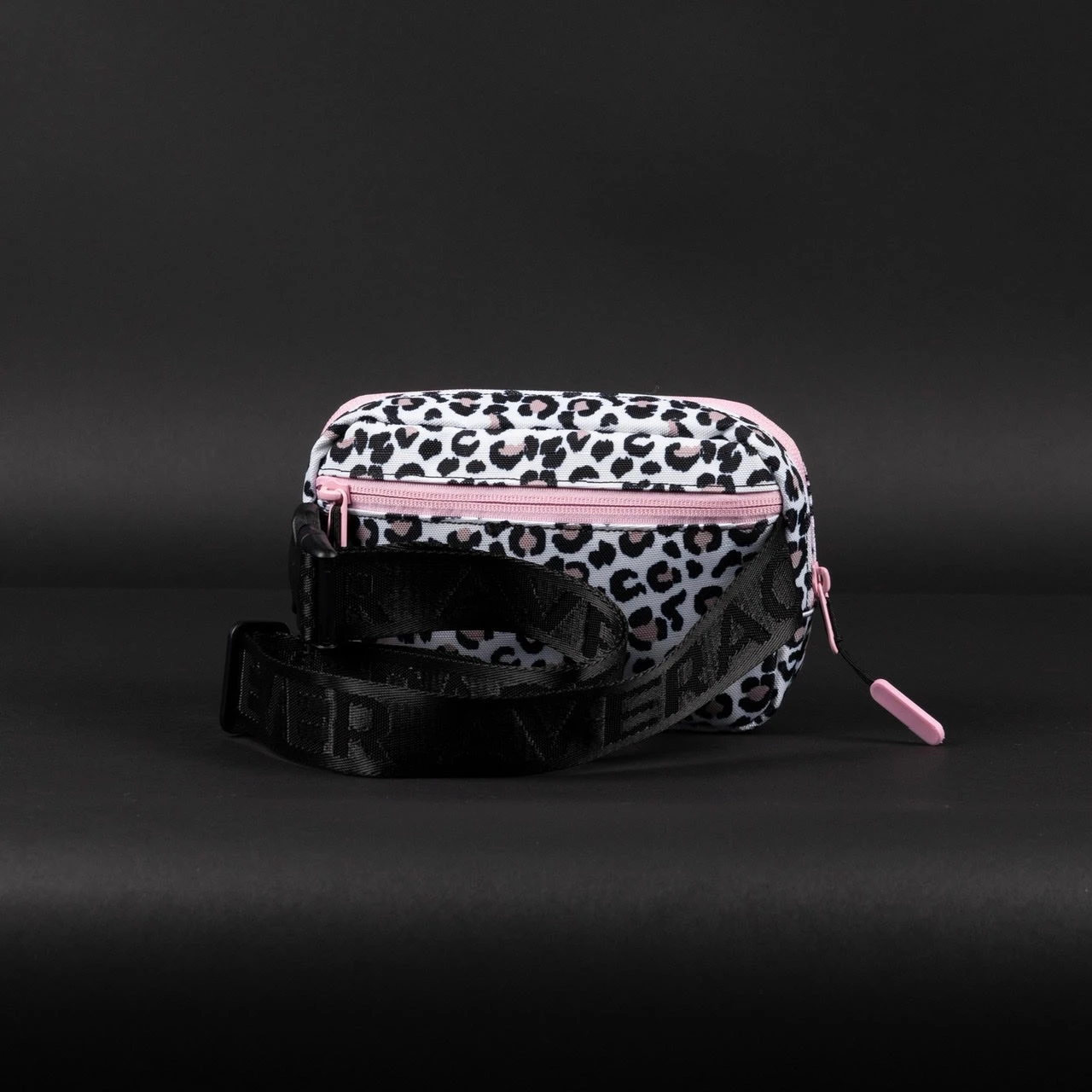Crossbody Pack Leopard Pink Zip 2 Crossbody Pack Leopard Pink Zip - Image 2