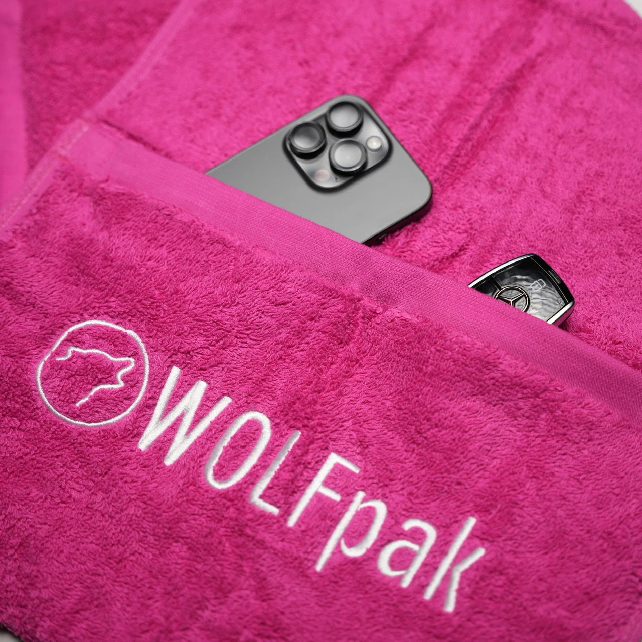 Gym Towel W/Pocket 7 Gym Towel W/Pocket - Image 7