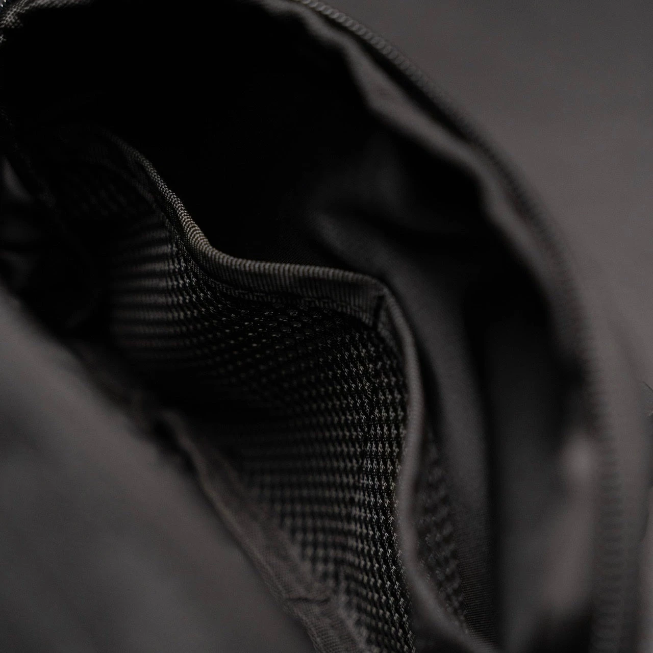 Crossbody Pack Alpha Black 8 Crossbody Pack Alpha Black - Image 8