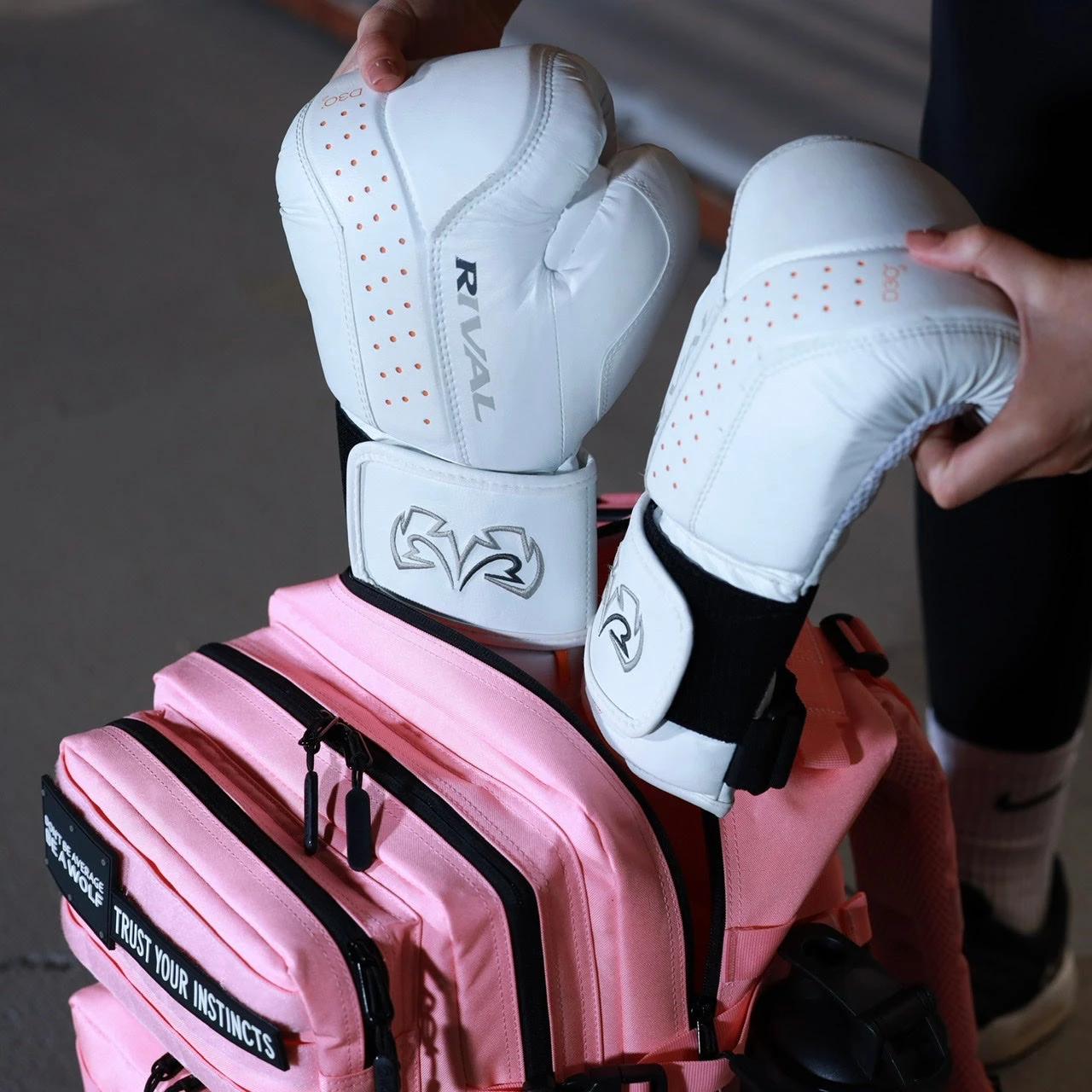 35L Backpack Knockout Pink 5 35L Backpack Knockout Pink - Image 5