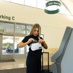 Crossbody Pack Polar White -Fashion bags a7r00584 enhanced nr