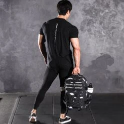 35L Backpack Black Lightning -Fashion bags image 1643e772 6fc5 4df1 b7a5 116eabdb9493