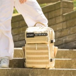 35L Backpack Neutral -Fashion bags image c1032016 5565 4db2 9136 569693f0fb6f